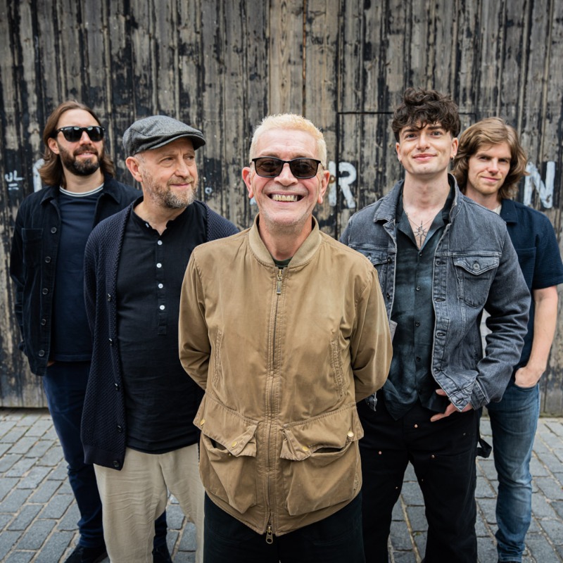 Michael Head & The Red Elastic Band